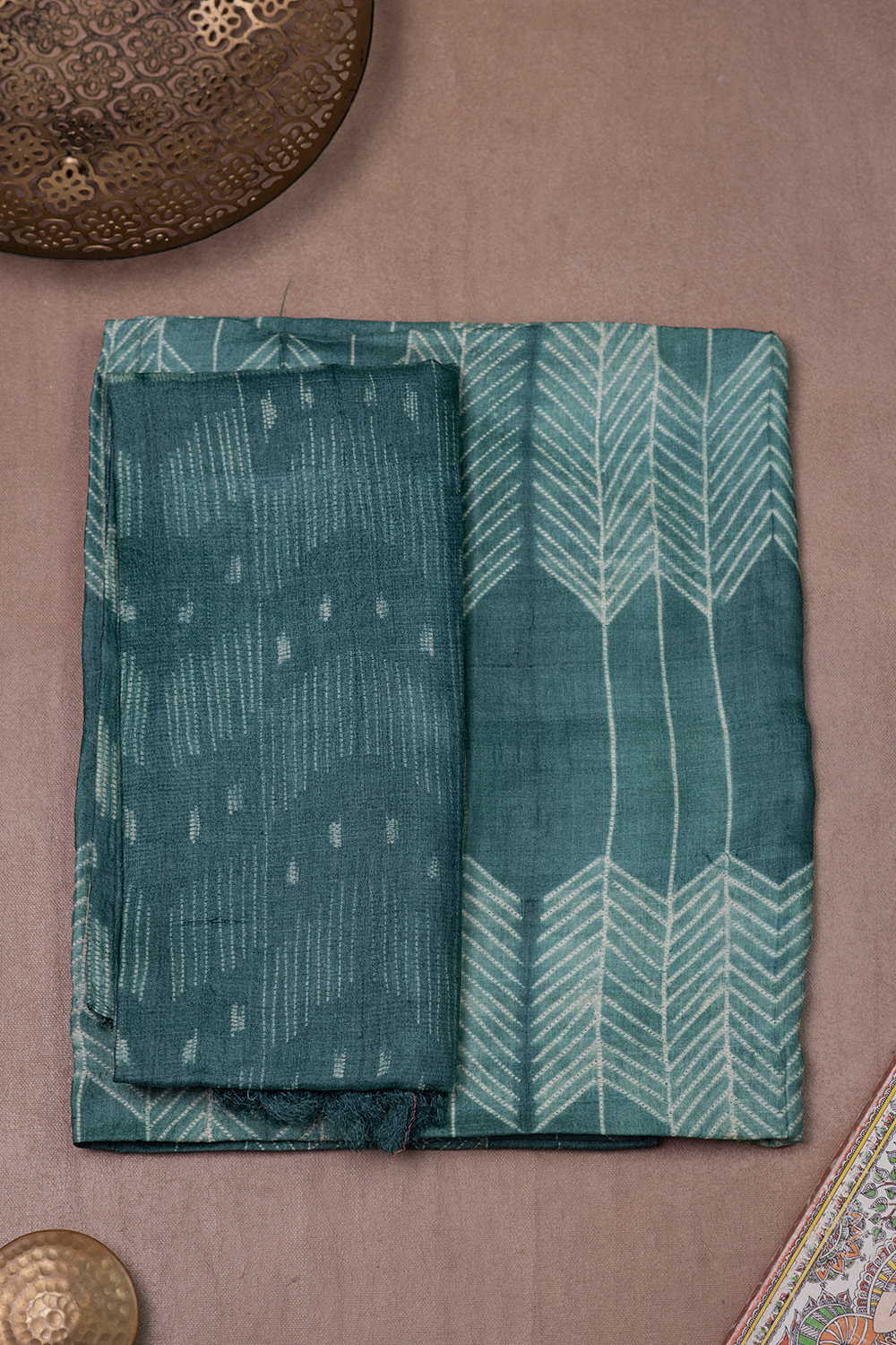 Cadmium Green Shibori Tussar Top & Dupattas - Image 2
