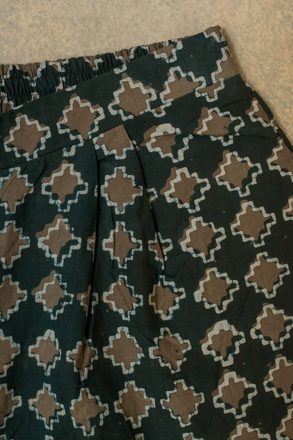 Butta on Ash Grey Block Printed Stitched Pant - Image 2