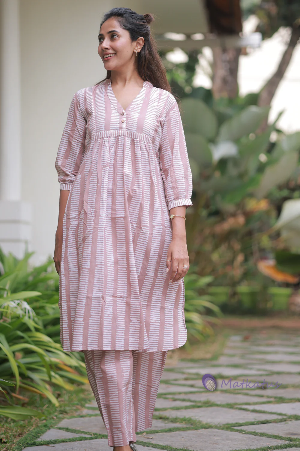 Diya Unstitched Suit Pattern - Image 6