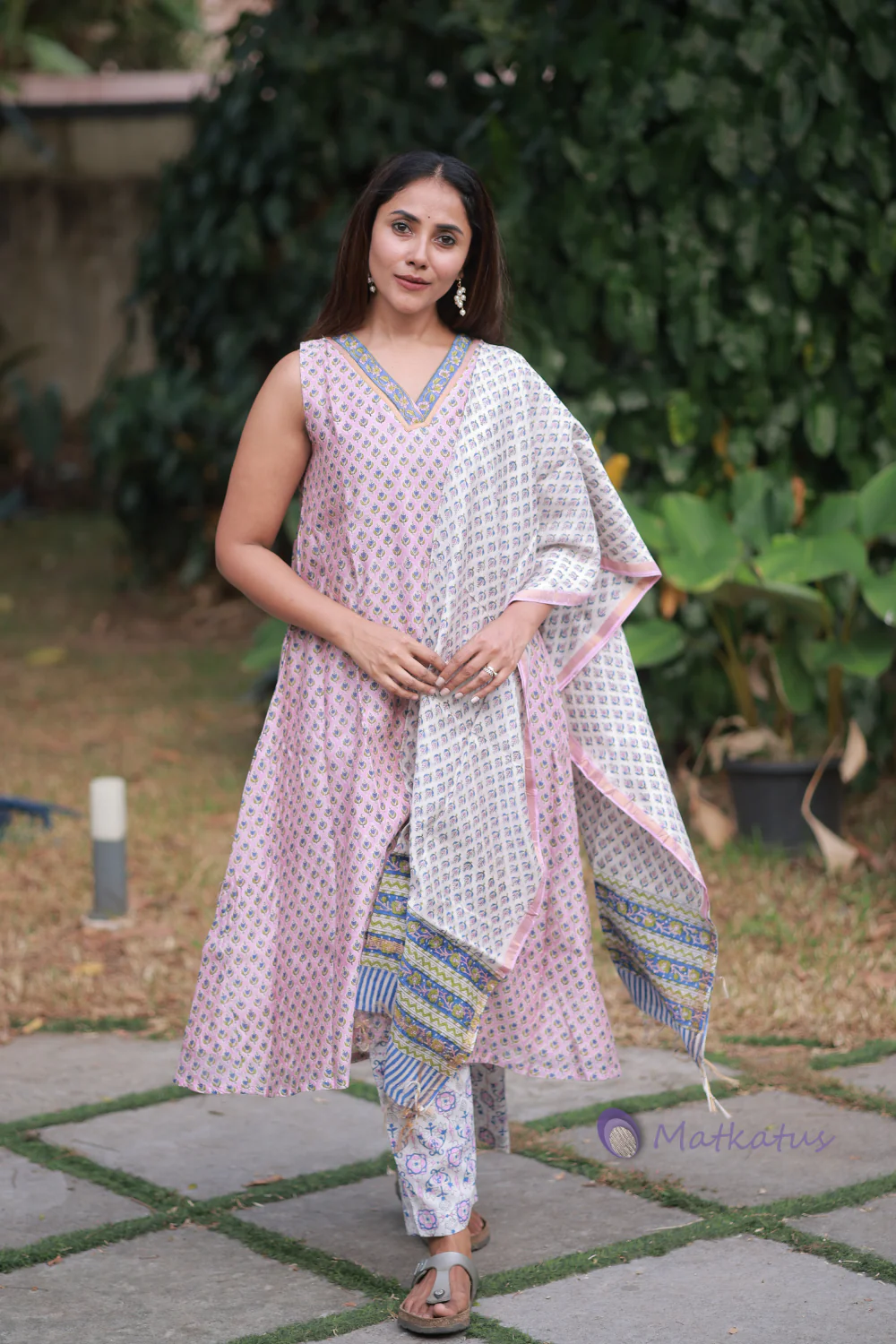 Aarna Unstitched Suit Pattern - Image 2